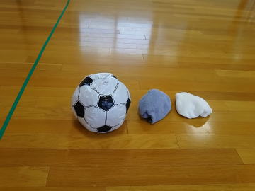 保育園 体操教室 ドッジボールの練習
