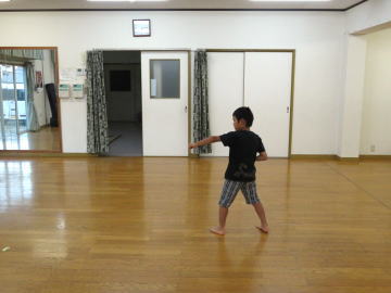空手 子供 型の稽古