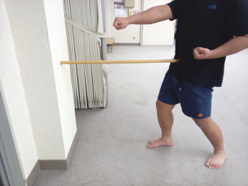 丹田を意識しながらの突き稽古